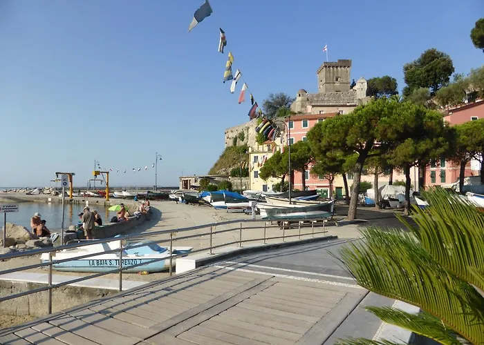 Affittacamere Il Pellegrino 3* San Terenzo